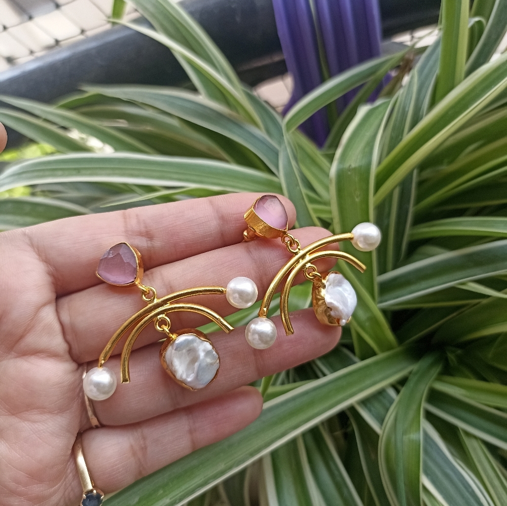 Handmade very beautiful trendy gold platted drop earrings - Picture 9 of 12